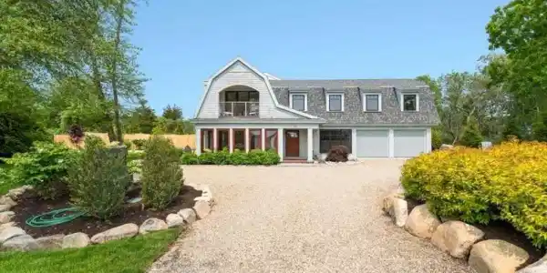 36 Links Road