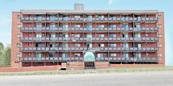 585 Revere Beach Pkwy