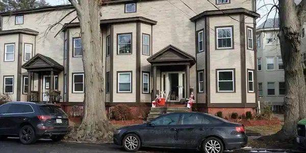 528 Cherry St.