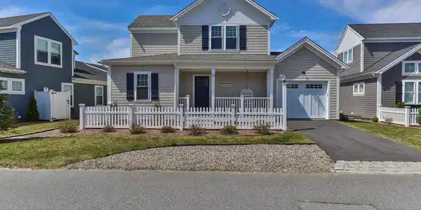 85 Cobblestone Cir