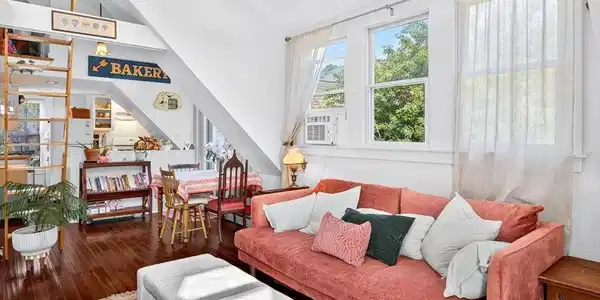 4 Highland Road