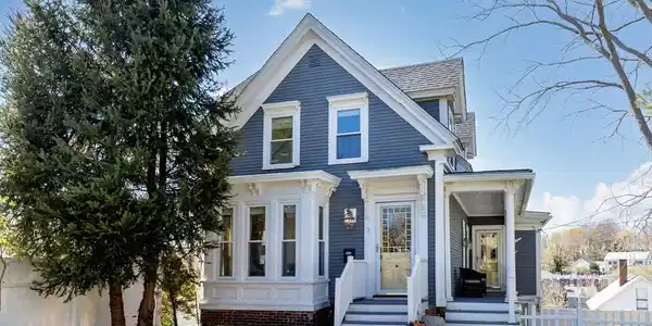 3 Massasoit St