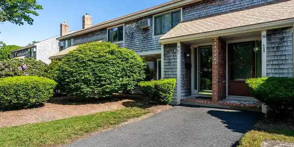 32 Townhouse Terrace