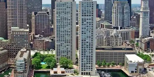 85 E India Row