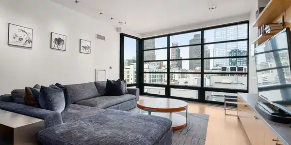 580 Washington