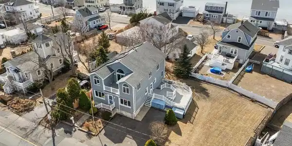 11 Fox Hill Rd