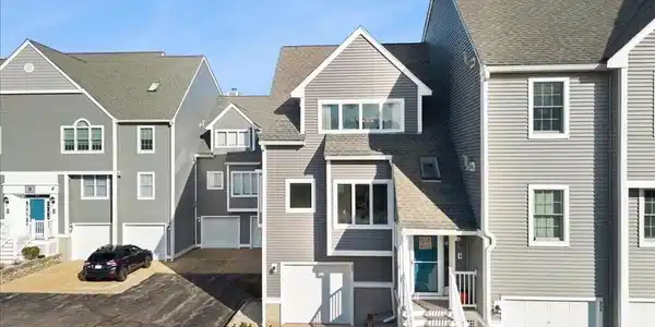 700 Shore Dr