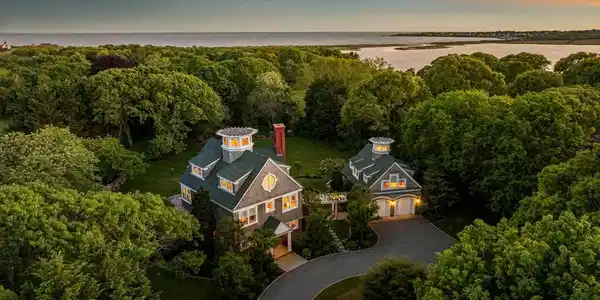 5 Ellsworth Drive