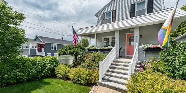 689 Nantasket Ave