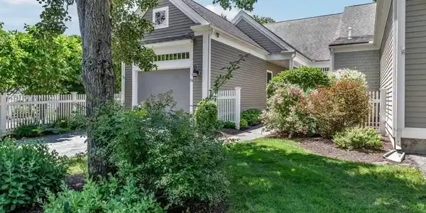 14 Turnberry Rd