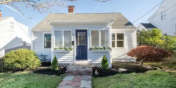 16 Massasoit Ave