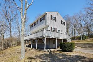 41 Hyannis Rd