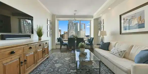 2 Avery St