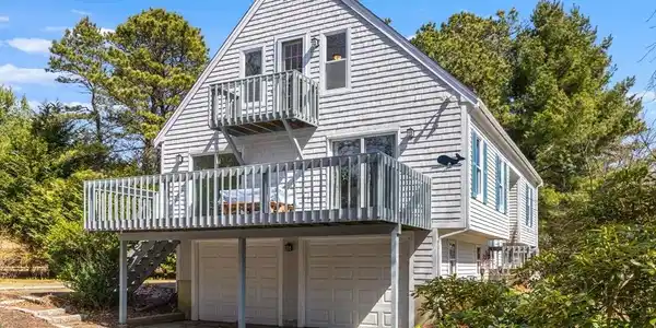 44 Seabrook Drive
