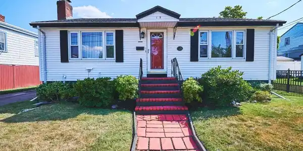 15 Rose St