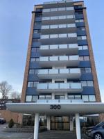 300 Lynn Shore Drive