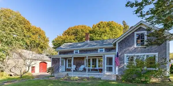 375 West Falmouth Highway