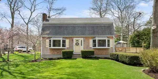 48 Janebar Cir