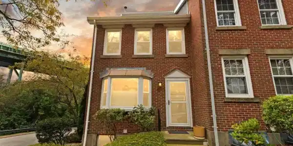 1 Boatswains Way