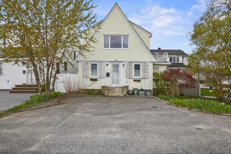 571 Quincy Shore Drive
