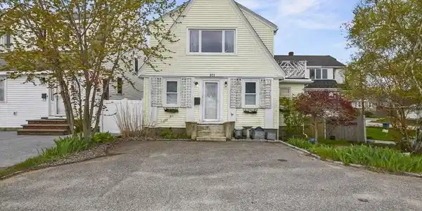 571 Quincy Shore Drive
