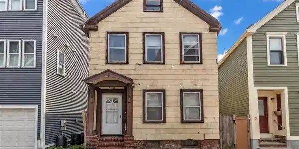 4 Springer St