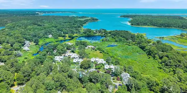 40 Hidden Cove Road Unit 2