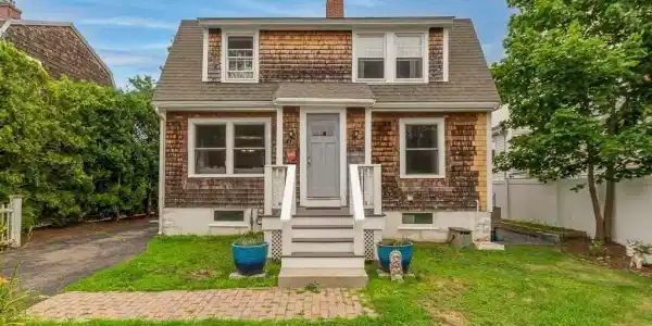 17 Hartz St