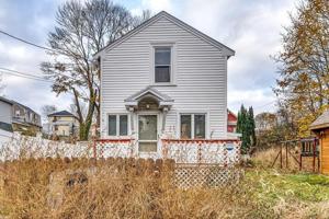 32 Shennen St