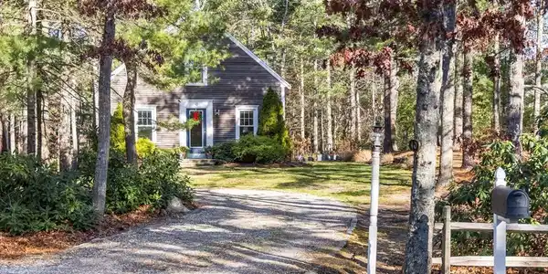40 Quanset Rd