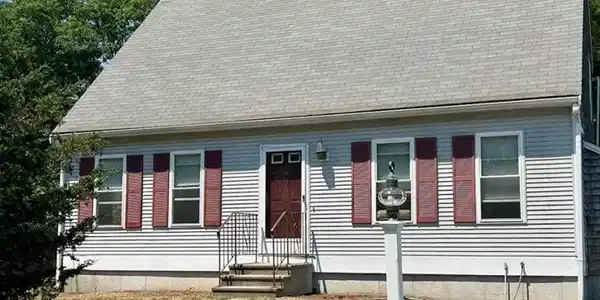 16 Ashley Dr