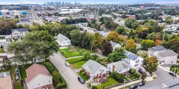 11 Franklin Ave
