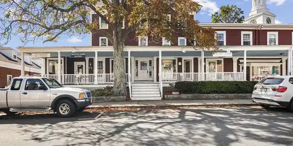 20 Main St.
