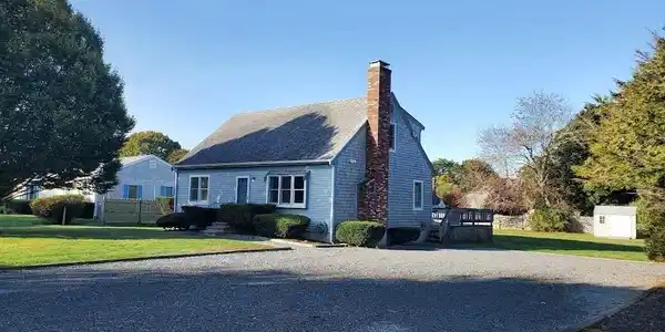 24 Meadow View Dr