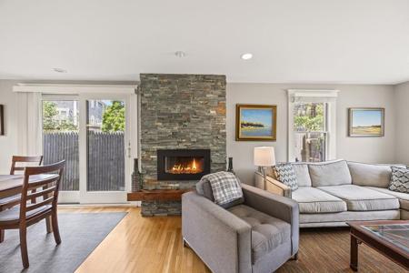 10 Seashore Park Drive