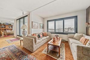 51 Broad Reach