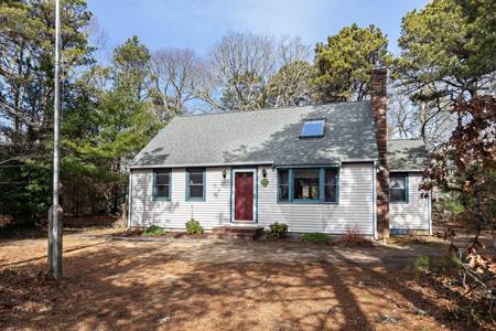 335 Oak Leaf Rd