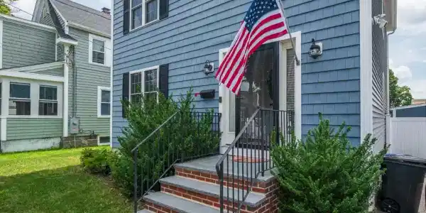 7 Brockton Ave