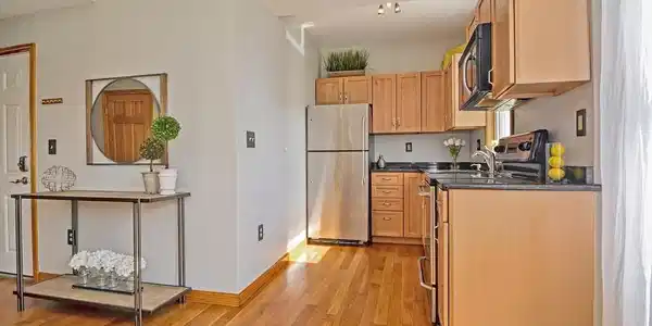 609-611 Dorchester Ave