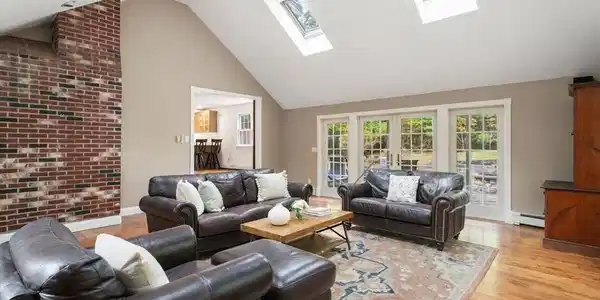 83 Mountain Hill Rd