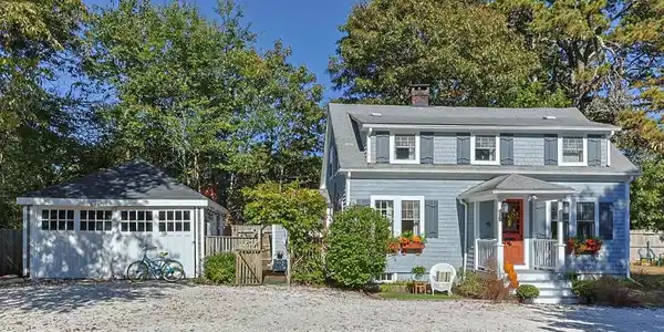 51 Town Brook Rd