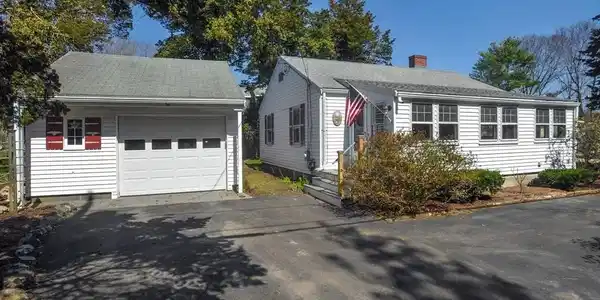 56 Lincoln Ave