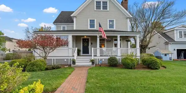 9 Lincoln Ave