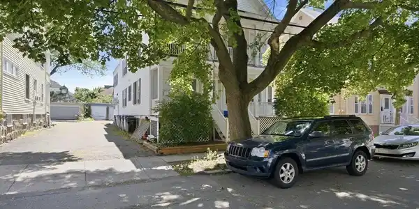 11 Gardner St