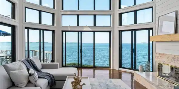 132 Shore Ave