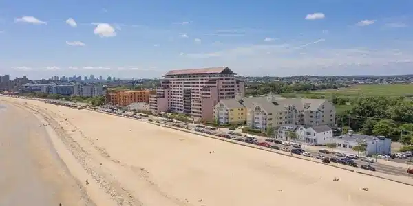 360 Revere Beach Blvd