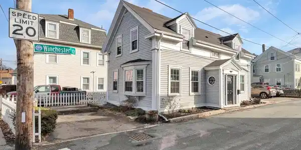 2 Winchester Court