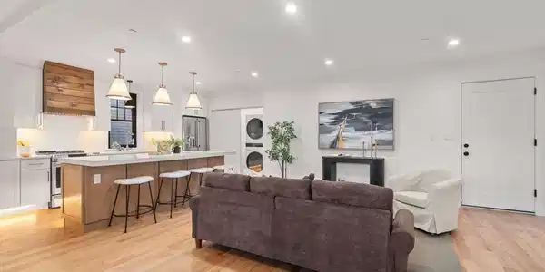 9 Sydney