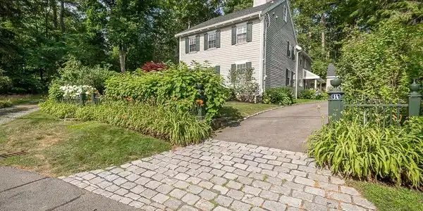 14 Thissell Street