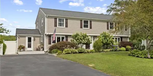126 Presidential Cir
